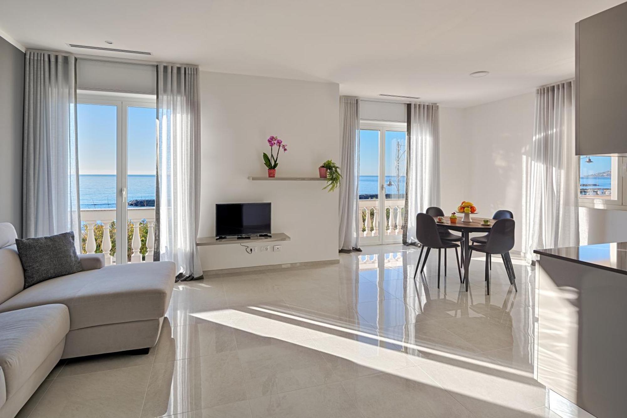 Appartement Cicolombo à Santo Stefano al Mare Extérieur photo