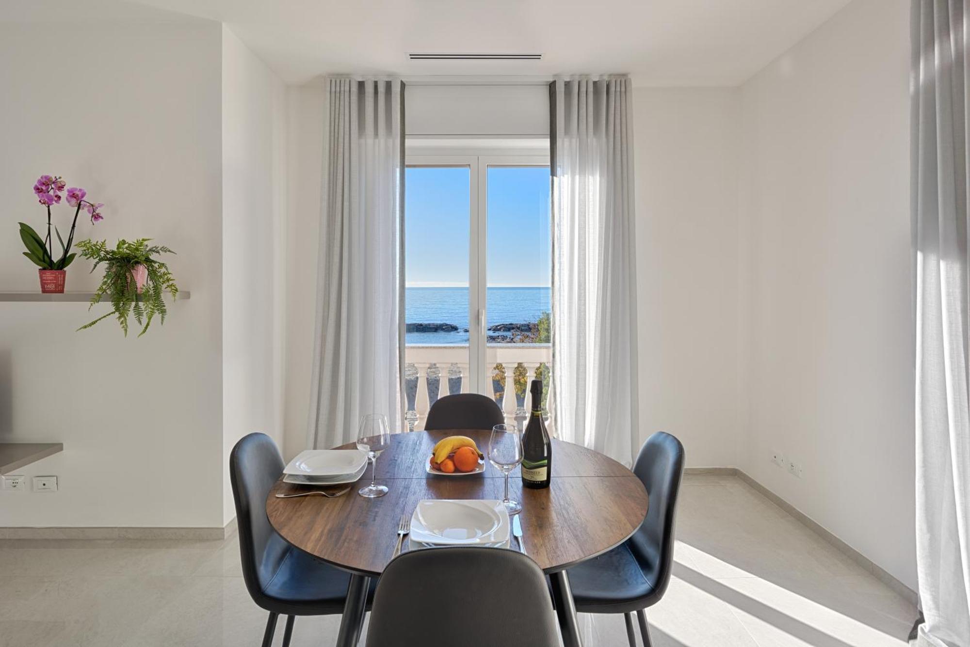 Appartement Cicolombo à Santo Stefano al Mare Extérieur photo